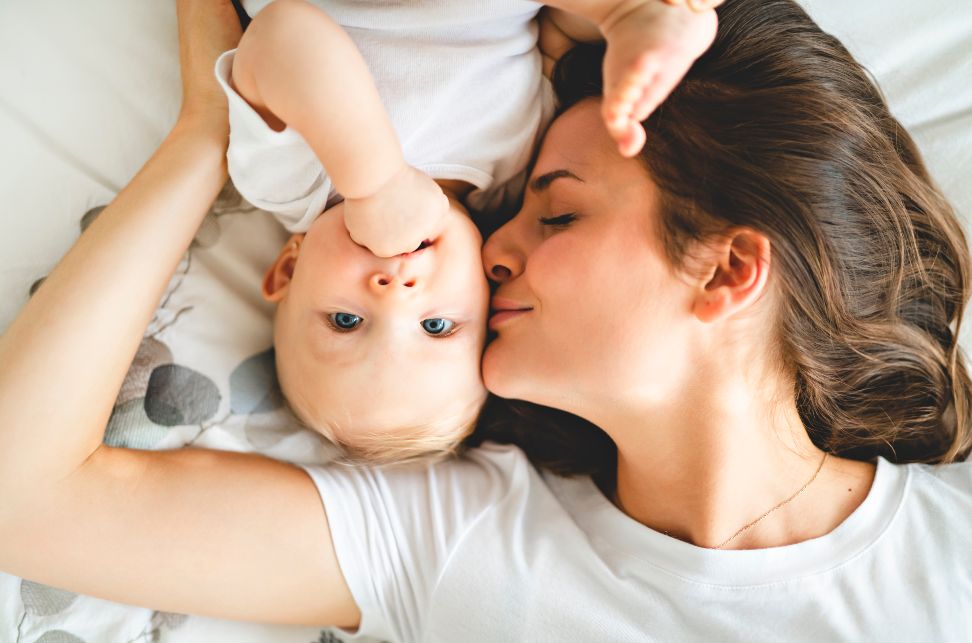 Jaka jest rola bifidobakterii w mleku następnym dla dzieci urodzonych przez cesarskie cięcie?