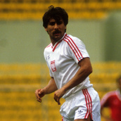 Marek Ostrowski